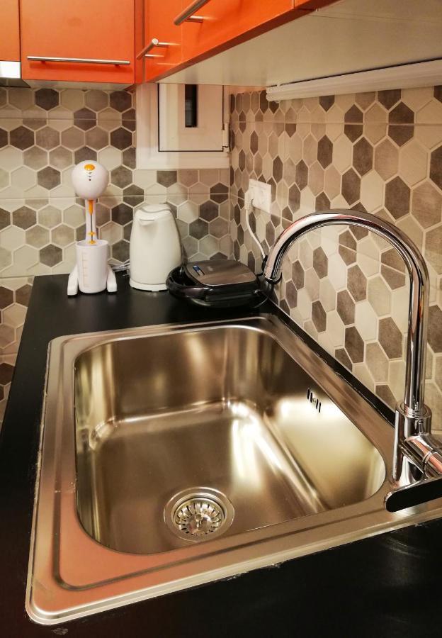 Stylish Modern Studio In The Heart Of Atene Esterno foto
